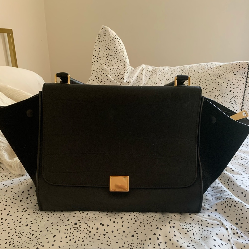 *****Authentic****** Celine trapeze bag